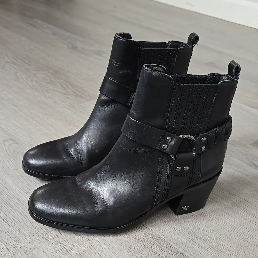 Sam Edelman Dalma Studded Harness Leather Chelsea Boots  Sam Edelman  Size: 7